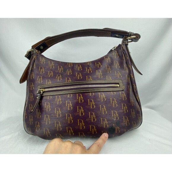 VTG Dooney Bourke Purple Monogram East West Collins Zipper Hobo Handbag J1611778 - Picture 7 of 16